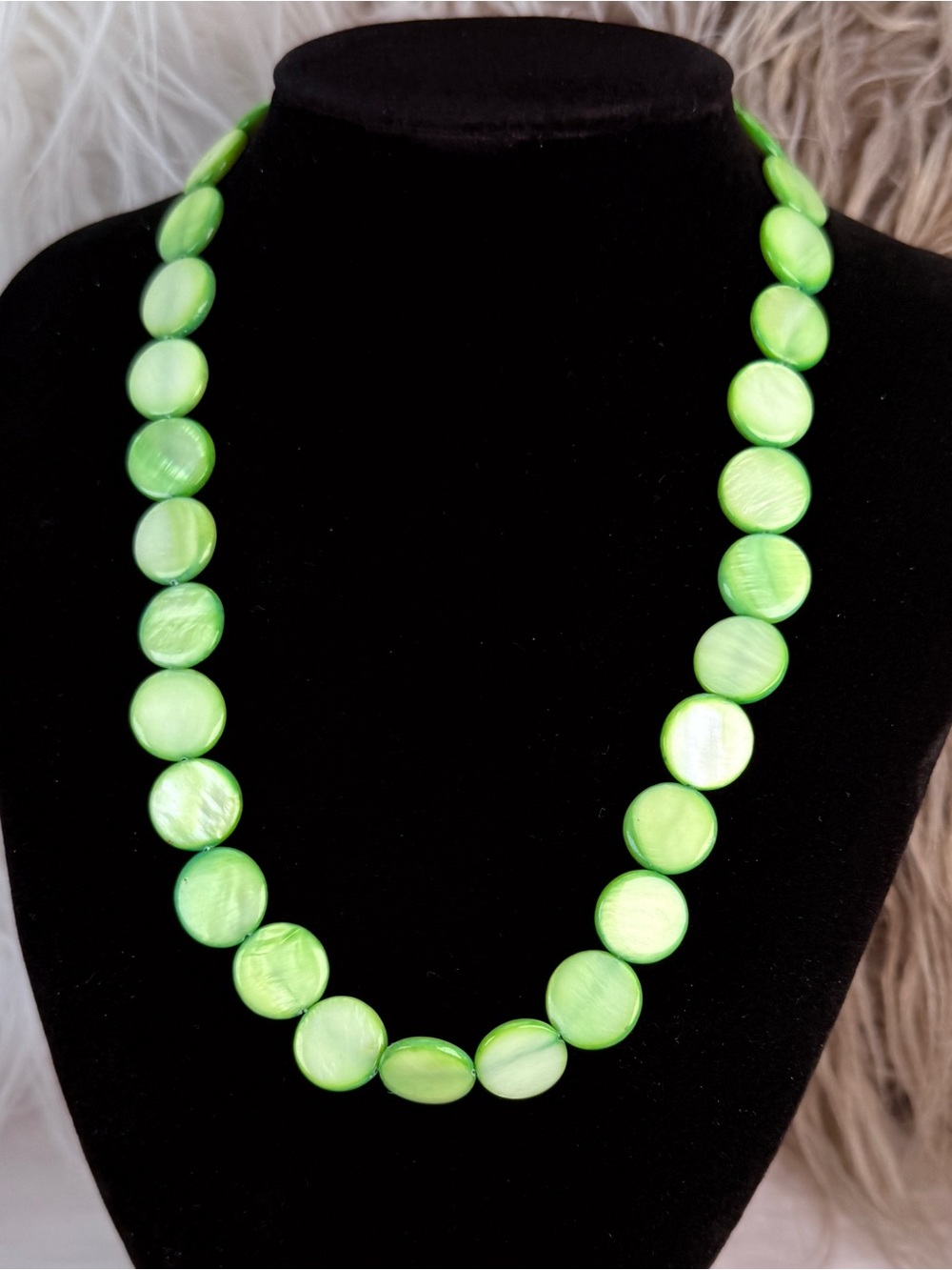 Green Iridescent Disc Bead Necklace Hidden Barrel Clasp Statement Jewelry